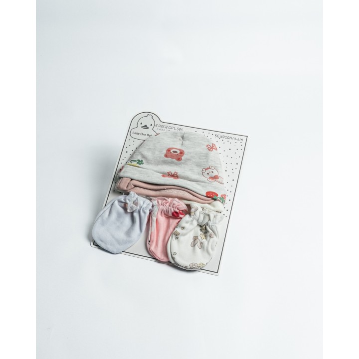 Newborn Baby 6-Piece Gift Set – Hat, Mittens & Essentials Collection
